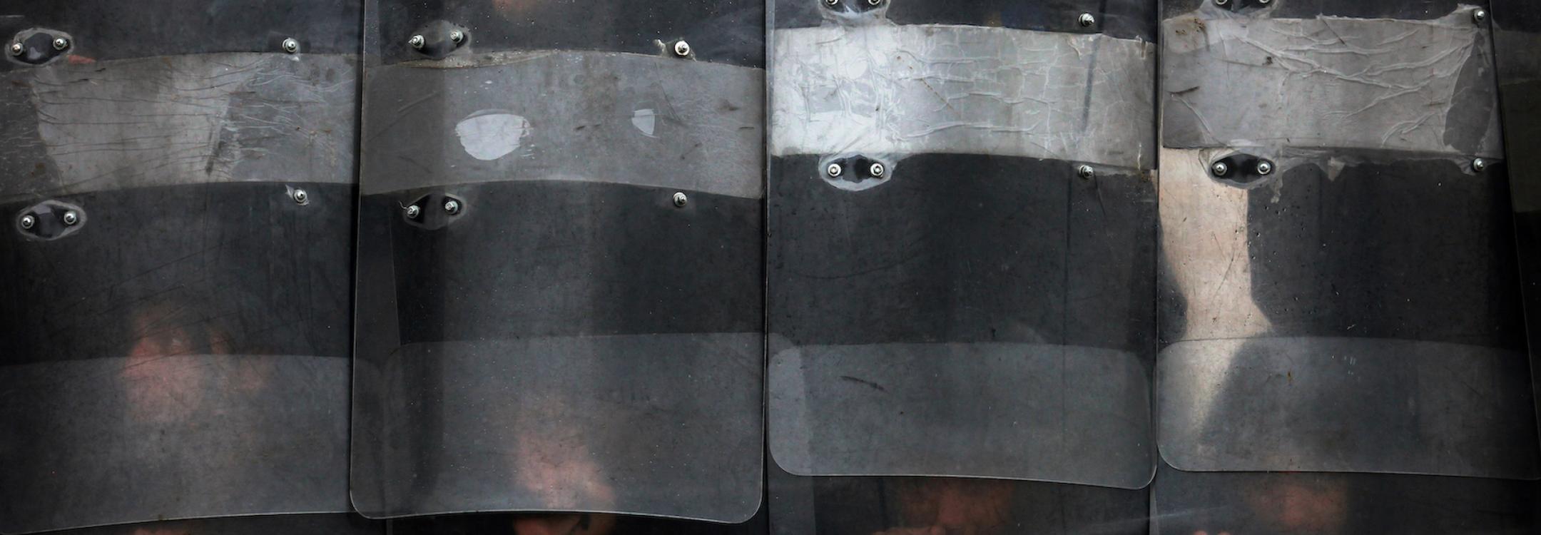 crowd control Afghanistan_Eric Kanalstein_2.jpg crowd control Afghanistan_Eric Kanalstein_2.jpg